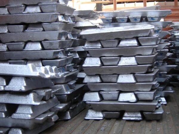 Aluminium ingot